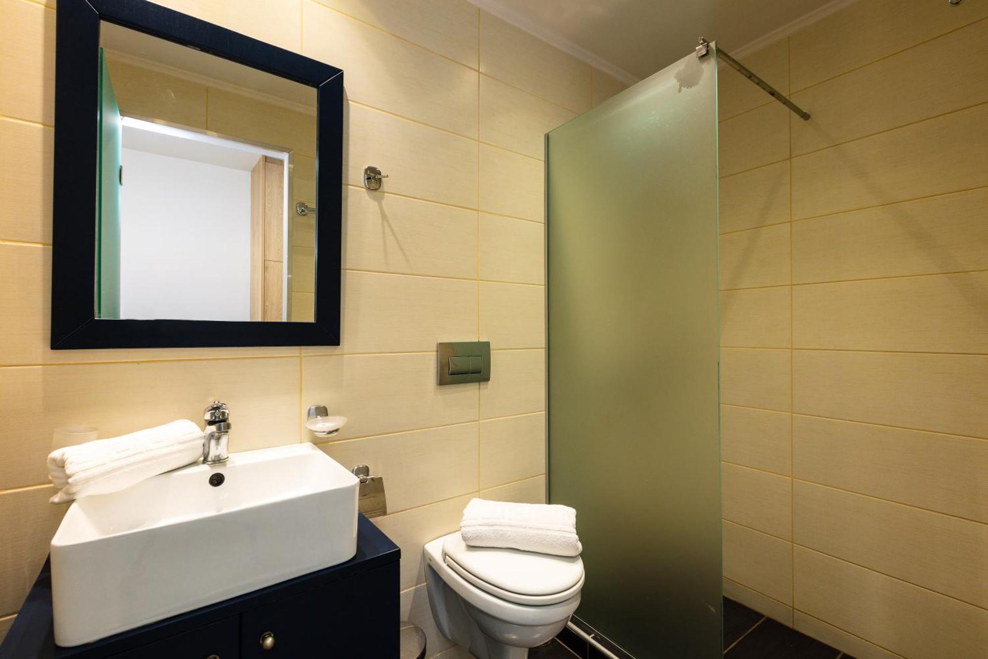 Gorgona Hotel Bali  Δωμάτιο φωτογραφία